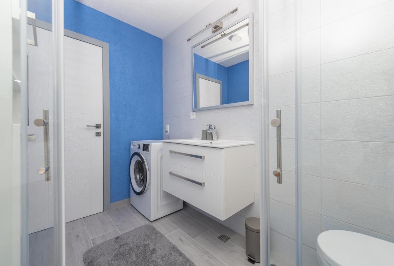 Apartament App Anna Makarska Zewnętrze zdjęcie